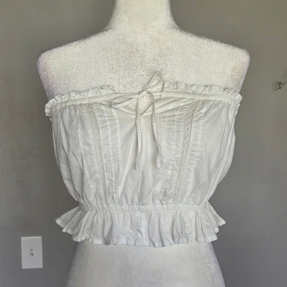Hollister White Lace Smocked  Crop Top Size Small Coquette Milkmaid Cottage